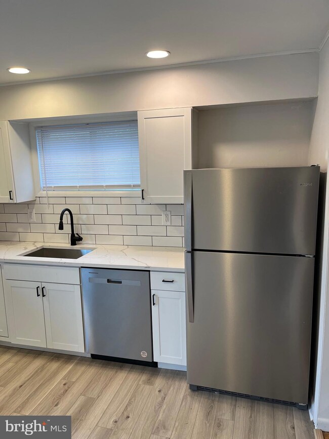 151 N Fernwood Ave, Pitman, NJ 08071 - photo 5