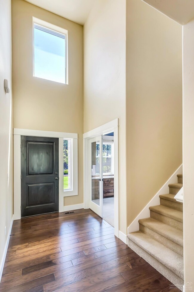 2005 NW Harriman St, Bend, OR 97701 - photo 3