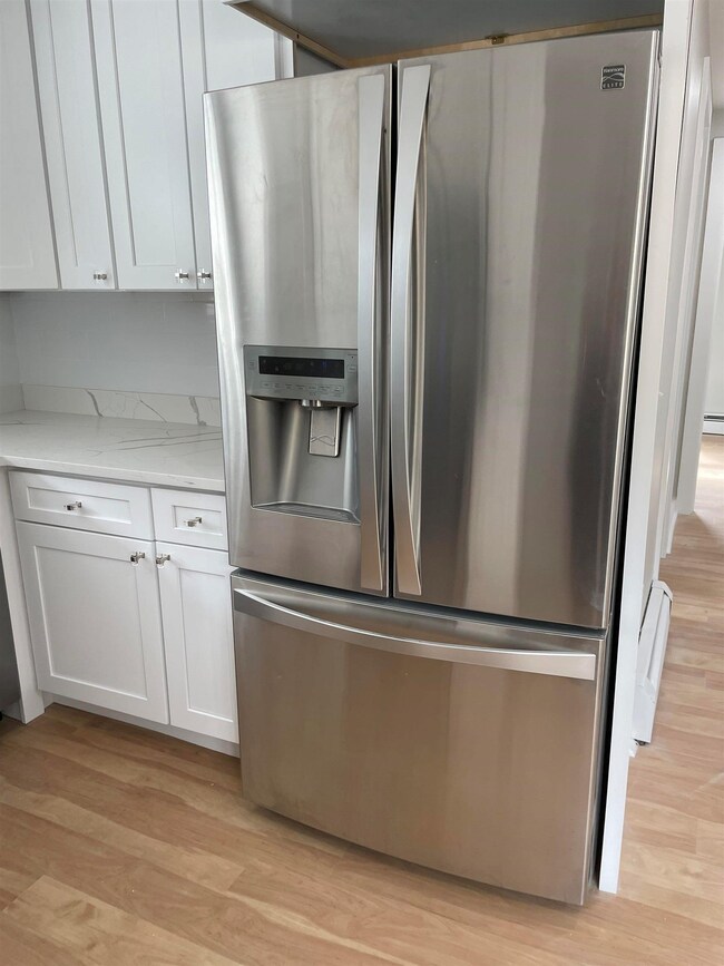 3 Verne Rd unit 1, Hampton, NH 03842 - photo 4