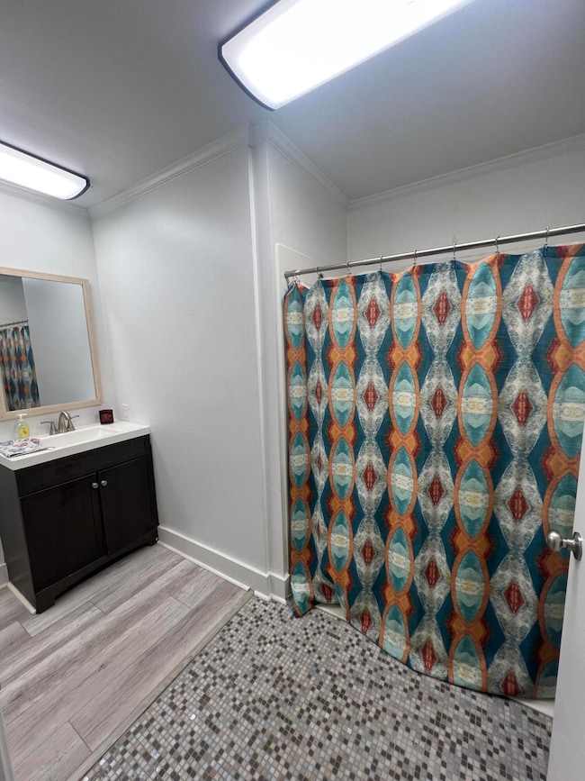 4th Bathroom/Roll In Shower