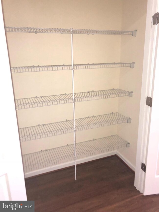 42771 Hay Rd, Ashburn, VA 20147 - photo 4