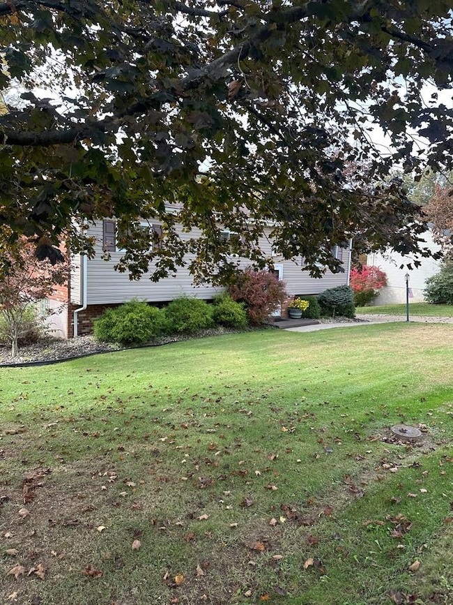 219 Aztec Ln, New Cumberland, WV 26047 - photo 7