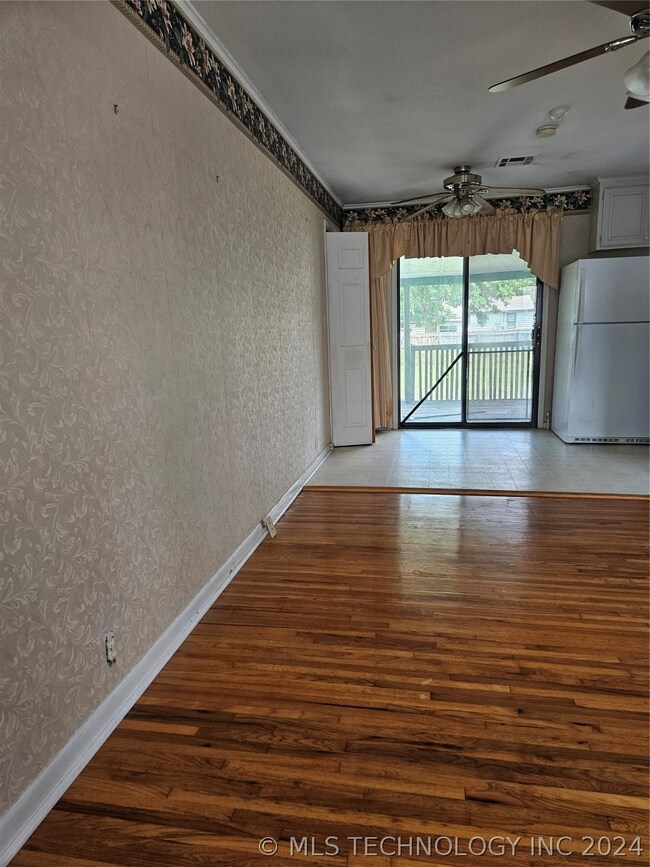 317 E Duncan St, Jenks, OK 74037 - photo 3