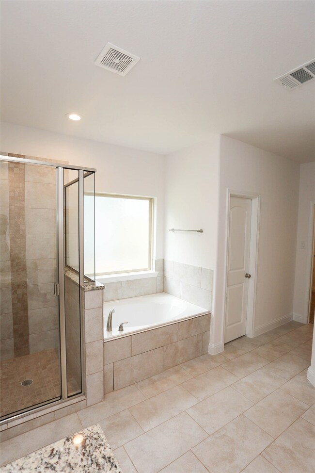 976 Junell St, Houston, TX 77088 - photo 6