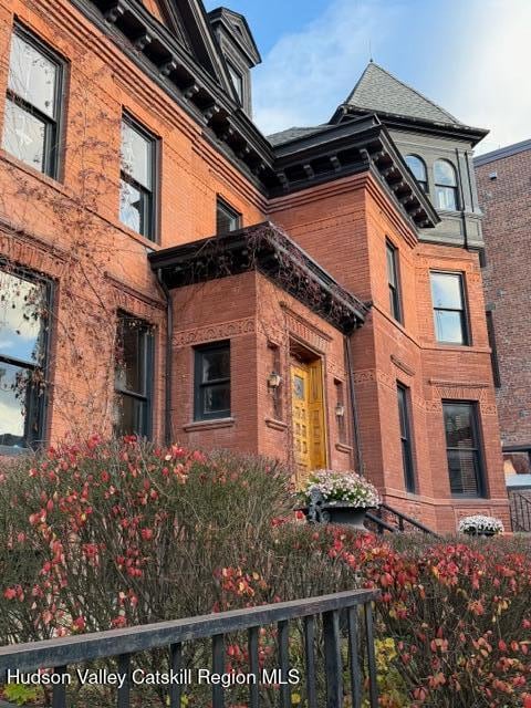 420 Warren St, Hudson, NY 12534 - photo 2