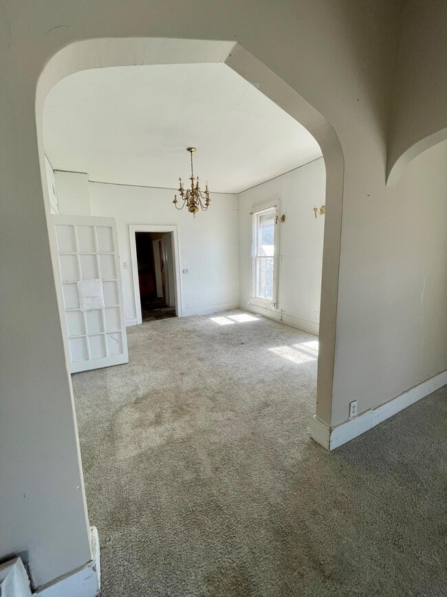 Entry/Living