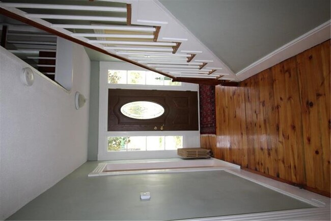 First Floor Center Hallway