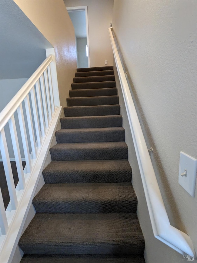 702 Daniels Ave, Vallejo, CA 94590 - photo 4