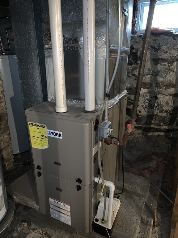 41 Sigel St, Worcester, MA 01610 - photo 7