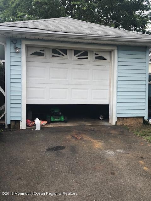 Garage 126 Lup