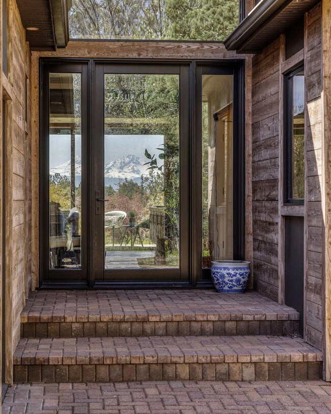 20475 Rogers Rd, Bend, OR 97701 - photo 3