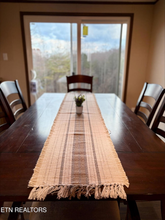 564 Quail Run Ln, Lafollette, TN 37766 - photo 6