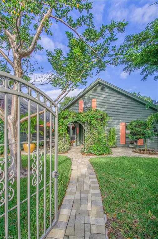 1313 Solana Rd unit A3, Naples, FL 34103 - photo 2