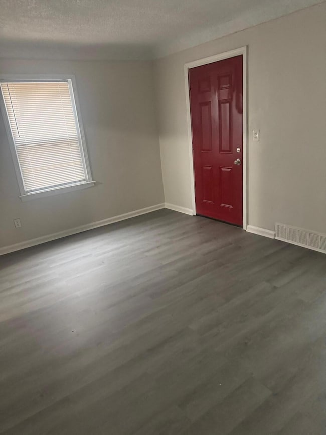 8900 Artesian St, Detroit, MI 48228 - photo 2