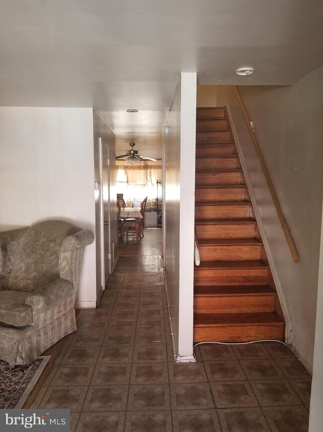 324 N Carey St, Baltimore, MD 21223 - photo 3