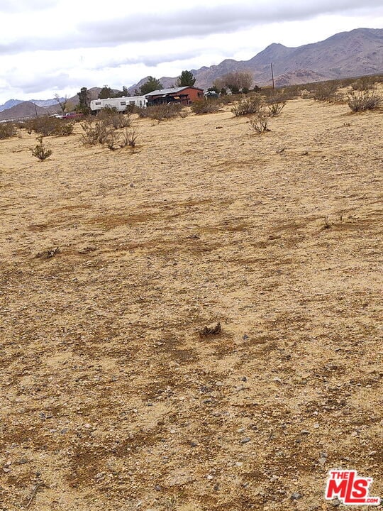 0 Rodeo Rd unit 25623347, Lucerne Valley, CA 92356 - photo 3