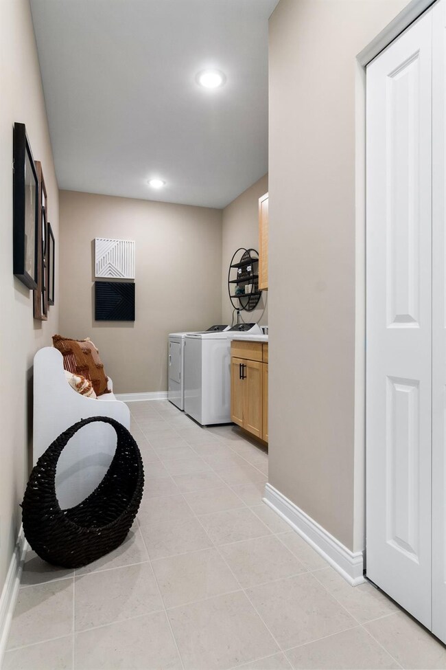 24 Levanno Dr, Crown Point, IN 46307 - photo 3