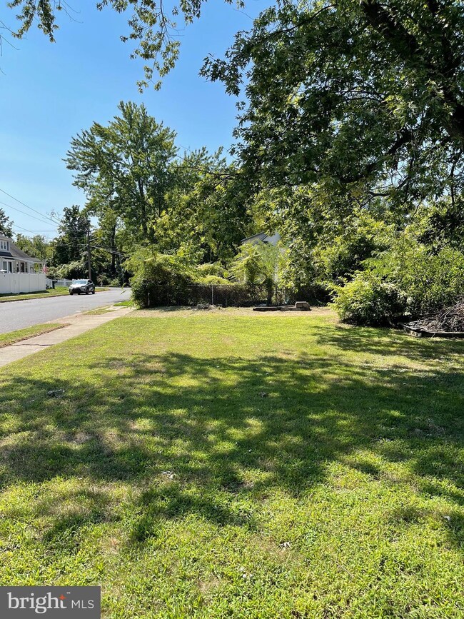 600 Summit Ave, Westville, NJ 08093 - photo 5