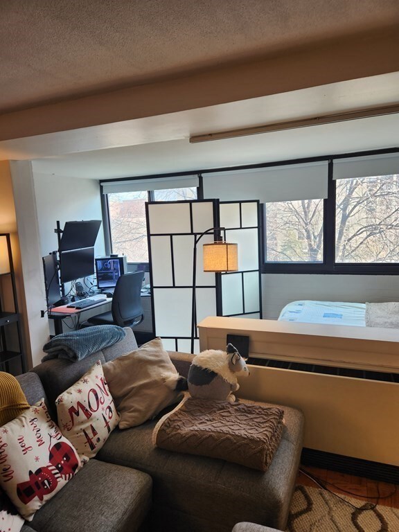 Hawthorne Place Condominium unit 6L, Boston, MA 02114 - photo 2