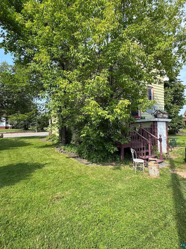 836 7th Ave, Two Harbors, MN 55616 - photo 4