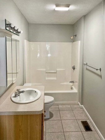 10 Bayfield Rd unit 4, Quincy, MA 02171 - photo 7