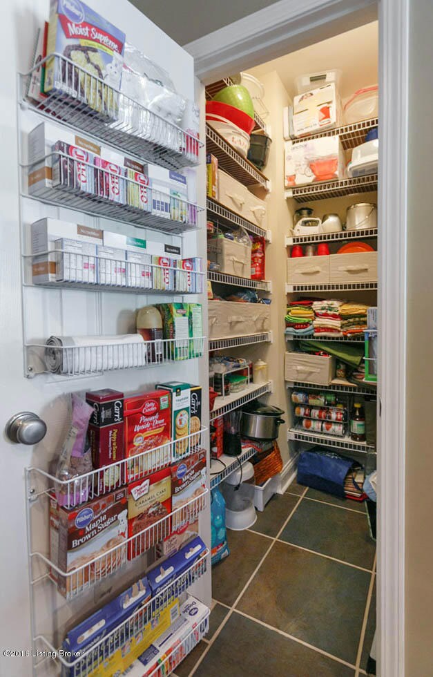 8930 Gentlewind Way, Louisville, KY 40291 - photo 6