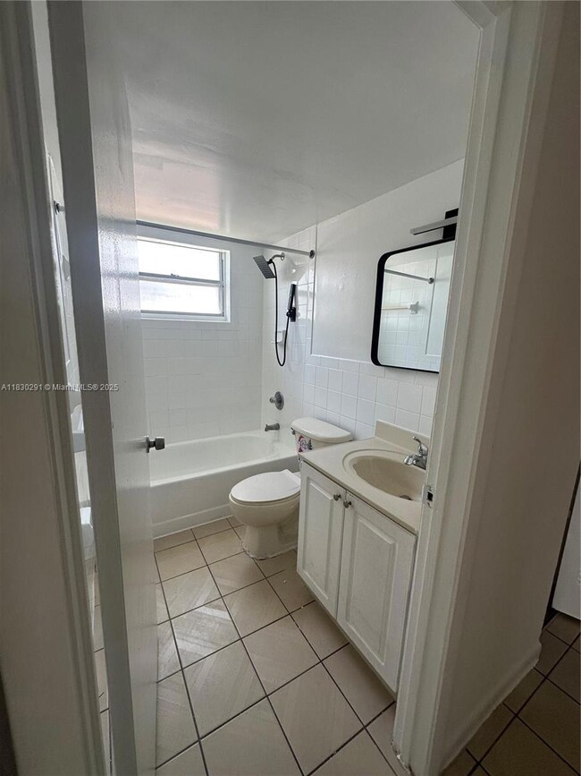 120 W 9th St unit 102, Hialeah, FL 33010 - photo 4