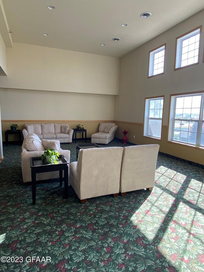 Bldg Foyer