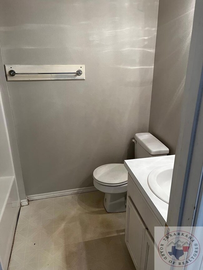 11 Green Oak Cir, Nash, TX 75569 - photo 6