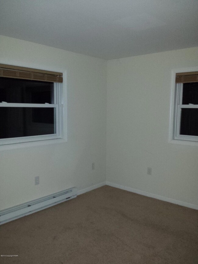 3123 Cherry Ridge Rd, Bushkill, PA 18324 - photo 6