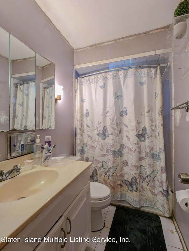 3811 Hylan Blvd, Staten Island, NY 10308 - photo 7