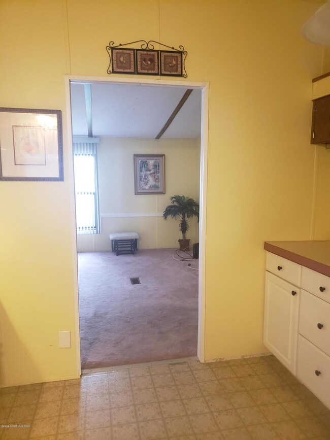 Kitchen into GR