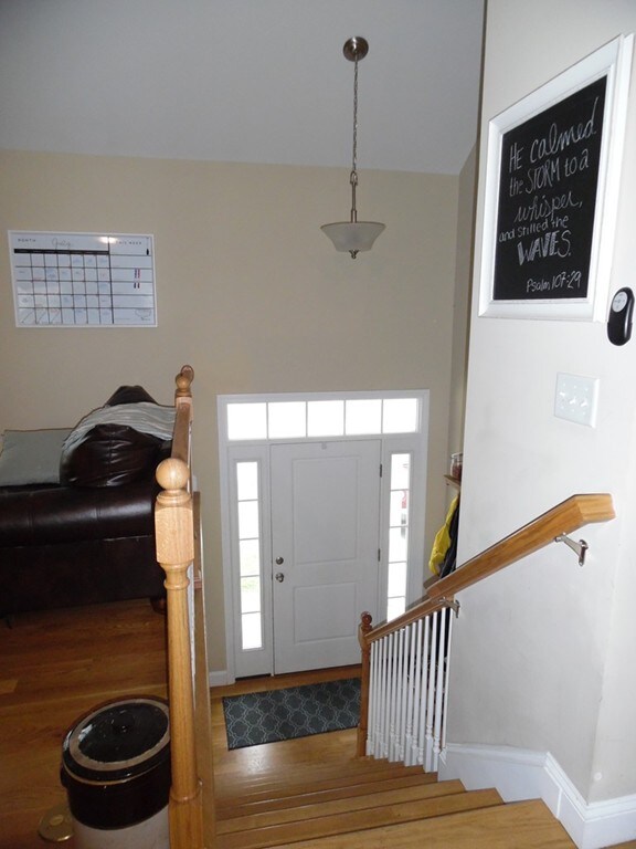 101 Lynwood St, Fall River, MA 02721 - photo 6