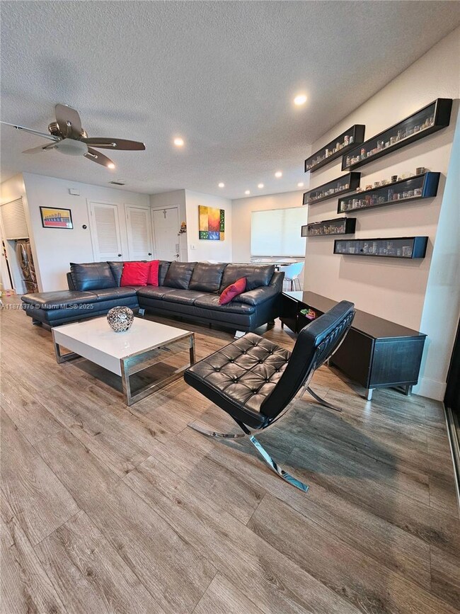 3483 Emerald Oaks Dr unit 1701, Hollywood, FL 33021 - photo 4