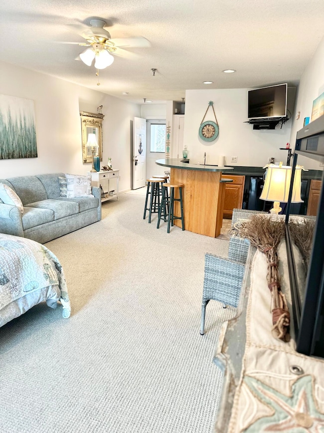 Wellington Manor unit 233, Wells, ME 04090 - photo 4