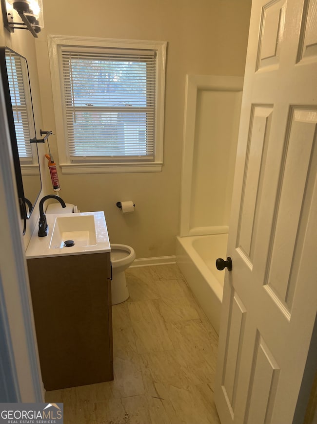 784 Springvalley Dr, Forest Park, GA 30297 - photo 4