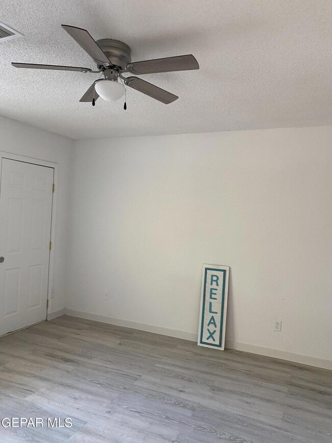 14105 de Stefano Ln, El Paso, TX 79928 - photo 4