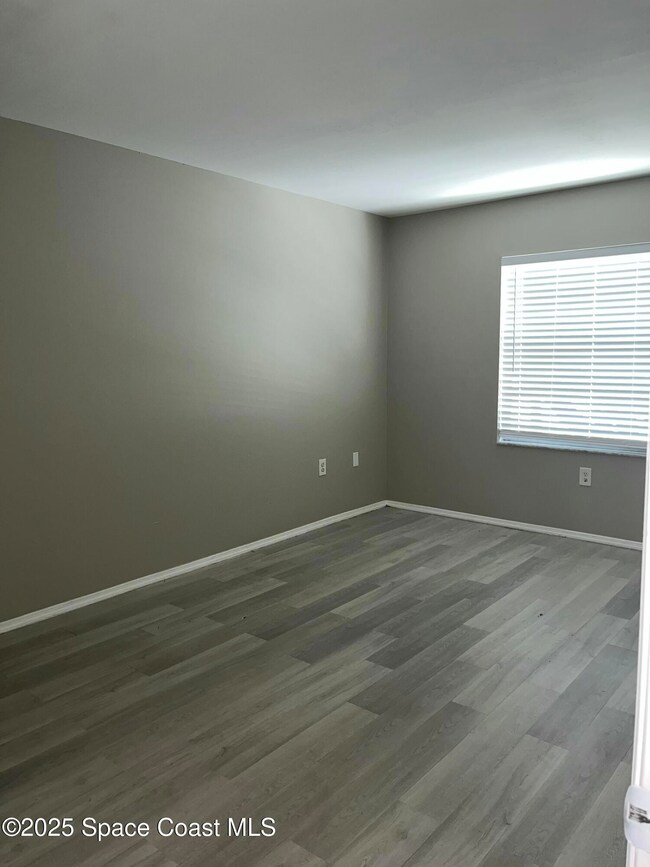 4127 Pinewood Dr NE unit 6, Palm Bay, FL 32905 - photo 7