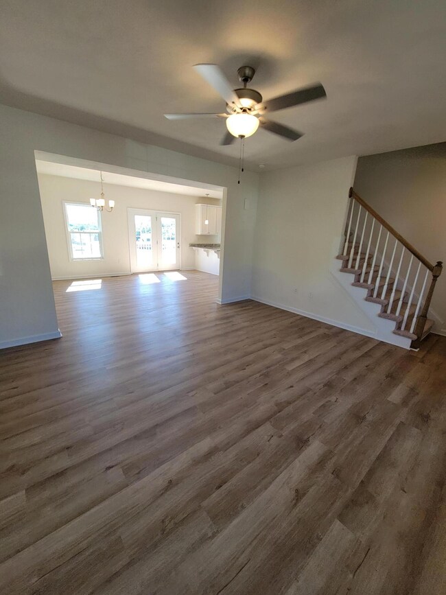 BM-56 Living Room (3)