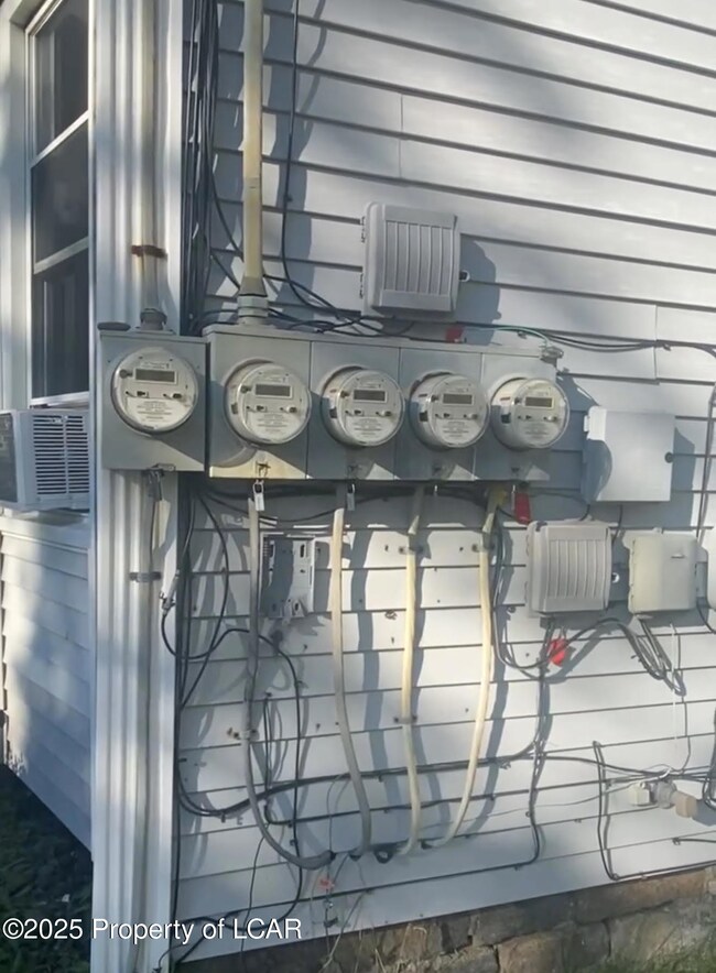 934 Capouse Ave, Scranton, PA 18509 - photo 4