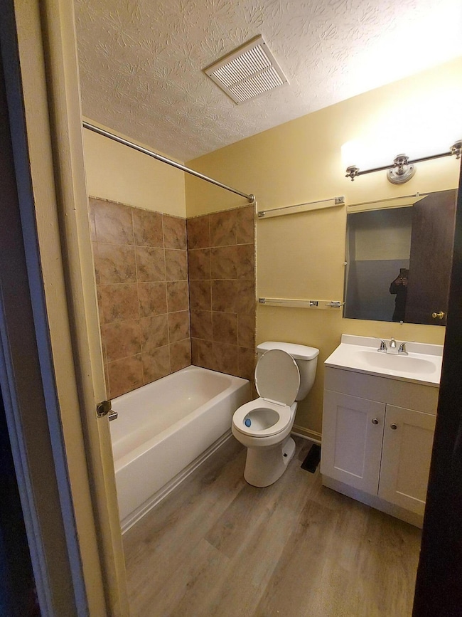 2450 Winding Hills Ct unit 2450, Columbus, OH 43224 - photo 6