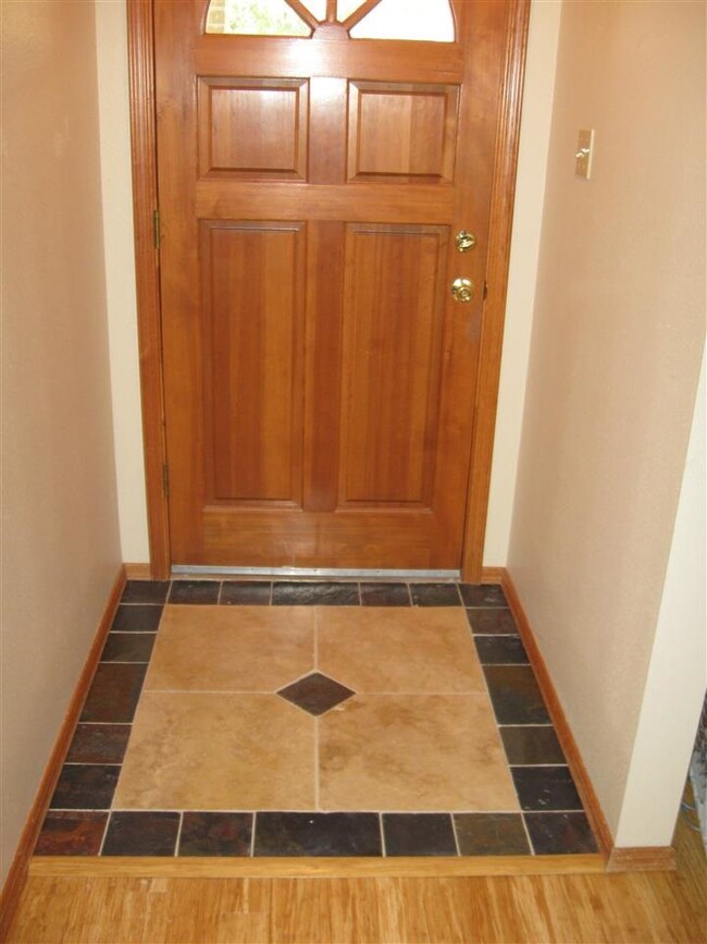 3204 Sunny Cir, Alamogordo, NM 88310 - photo 2