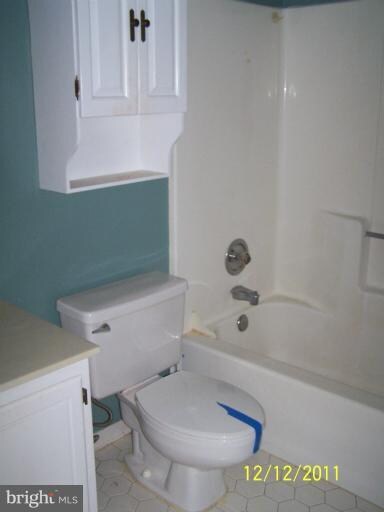 3842A Steppes Ct unit 3842 A, Falls Church, VA 22041 - photo 3