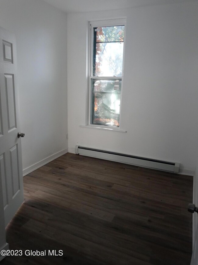 336 Clinton Ave unit 2nd Floor, Albany, NY 12206 - photo 7