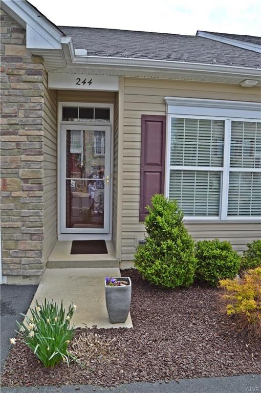 244 Patterson Walk, Easton, PA 18040 - photo 3