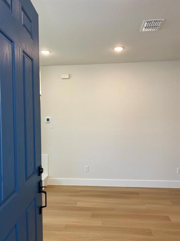 7664 Resting Mews Ln, North Richland Hills, TX 76182 - photo 2