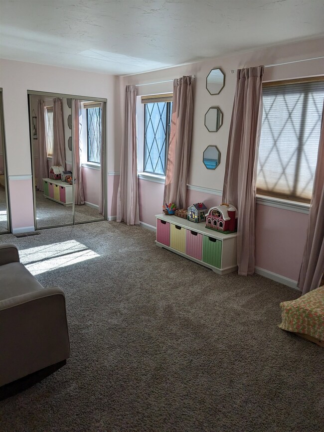 19 Vanden Rd, Merrimack, NH 03054 - photo 6