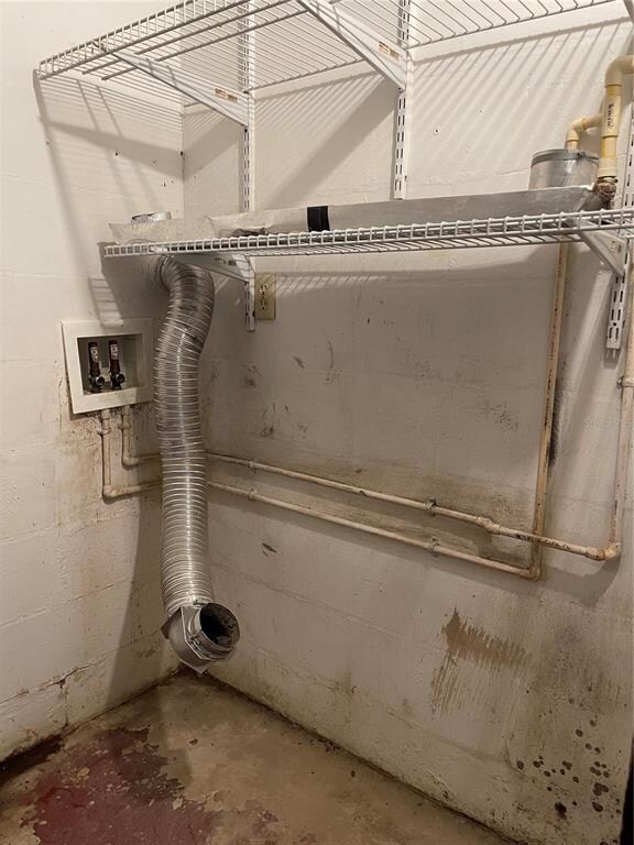 washer/dryer hook up