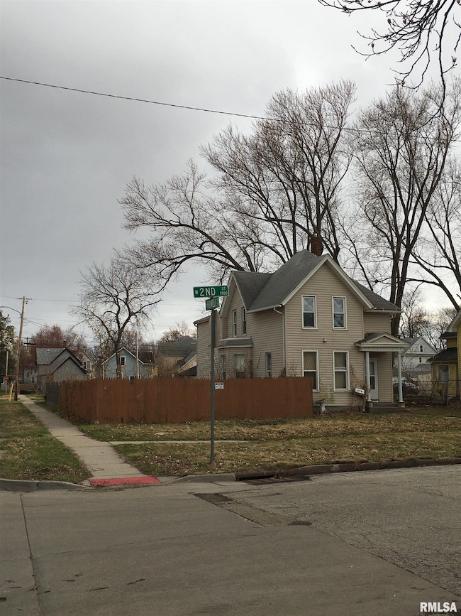1903 W 2nd St, Davenport, IA 52802 - photo 5