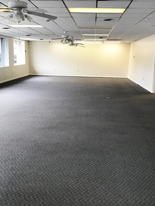 701 Henslee Dr, Dickson, TN 37055 - photo 3